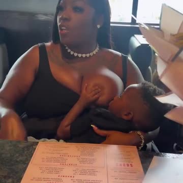 Woman’s receiving backlash for breastfeeding her (kind of old) child inside a restaurant