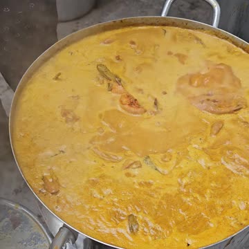 Vietnamese street food (part 5) - "Ca ri vit"