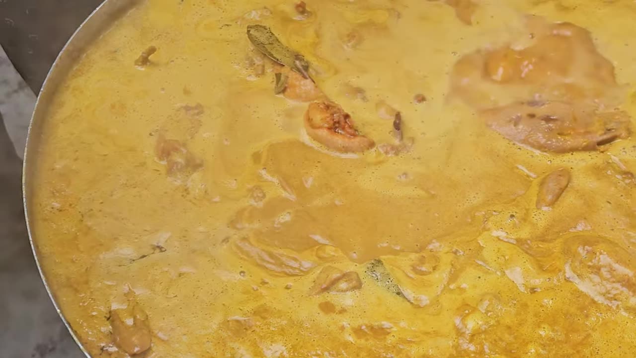 Vietnamese street food (part 5) - "Ca ri vit"