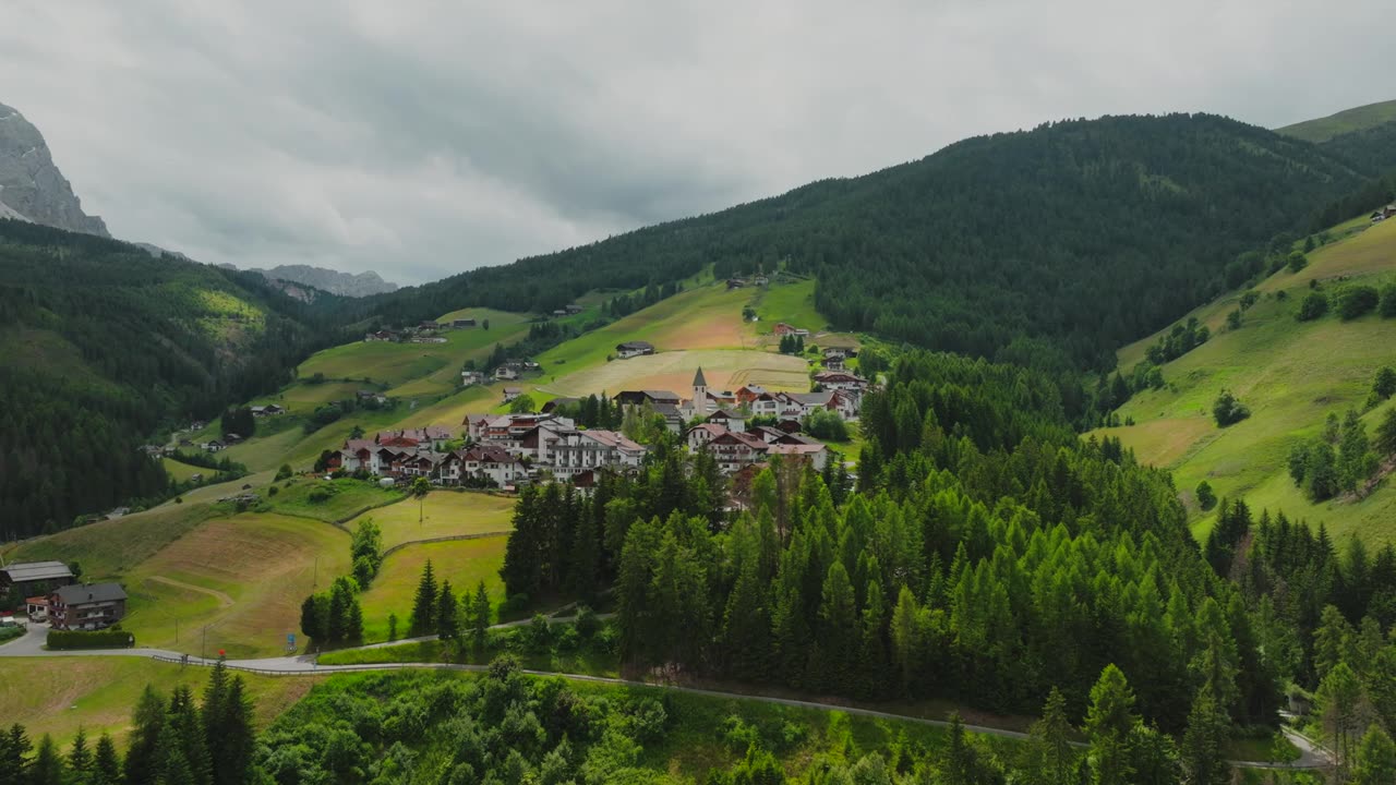 Green and cool mountains