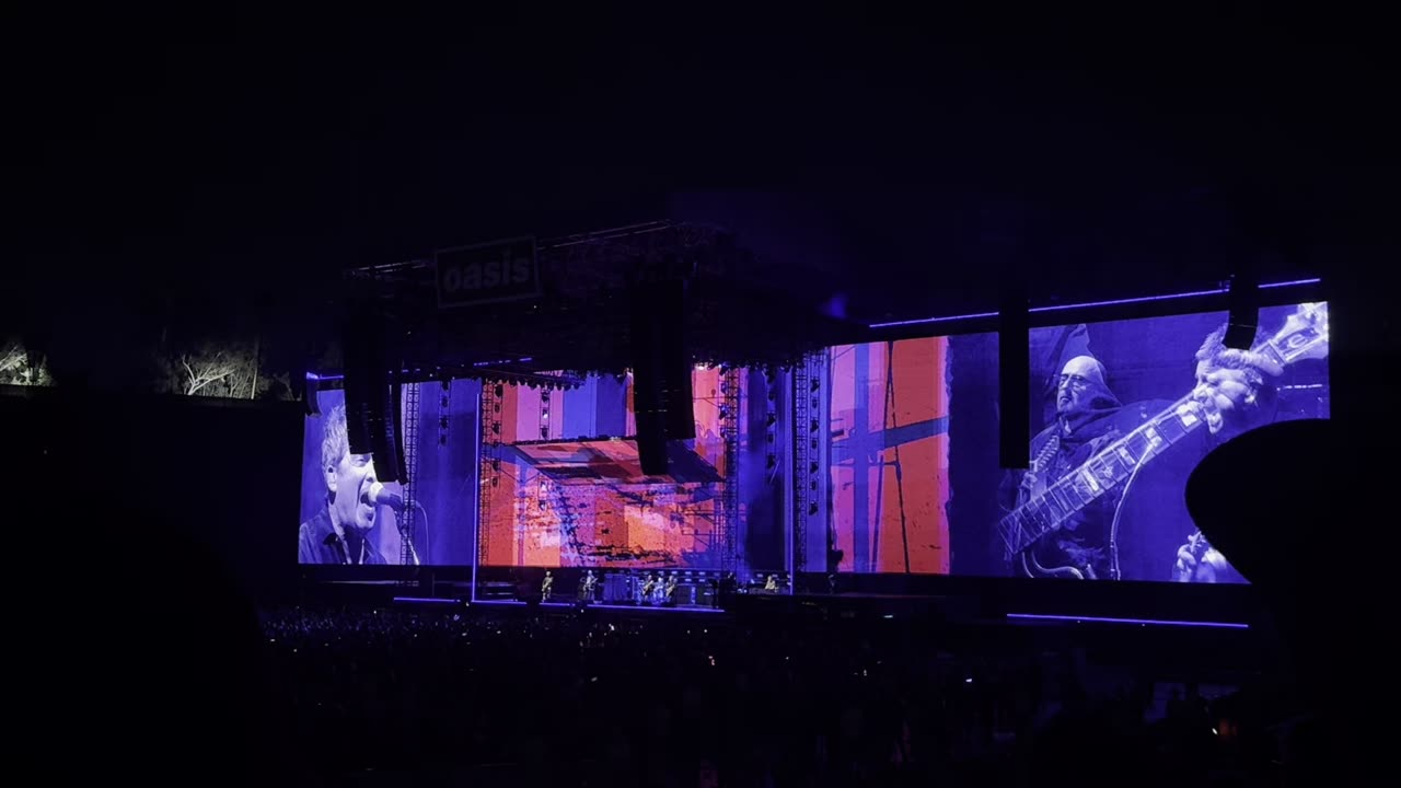 Talk Tonight - Oasis Live 25