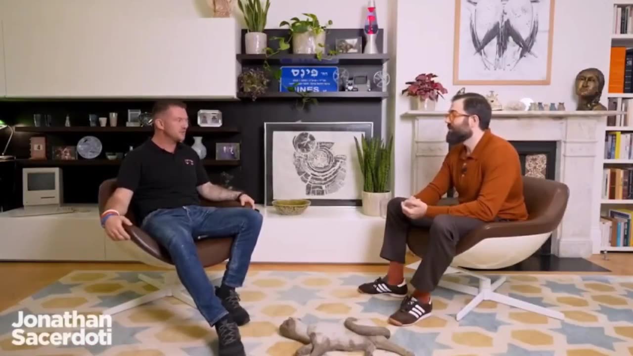 Tommy Robinson: 'Who Are The British People"? .... "Its Not White People"