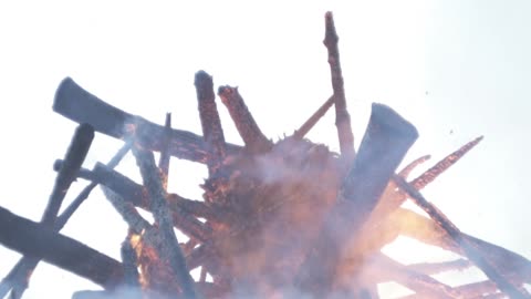 Brandend hout, zoals een brandend hart