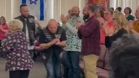 EVANGELICALS VS. CHRISTIANS: Are Evangelicals Christian? Or idol worshipping pagan cult members?