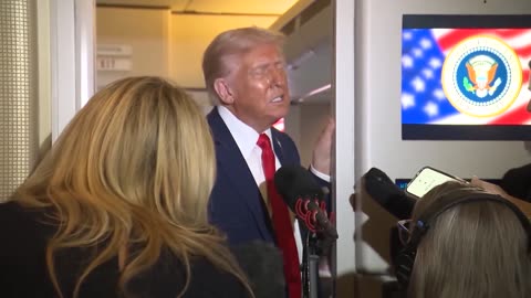 @POTUS : "Elon came over and said hello... I thought it was nice. He came over;