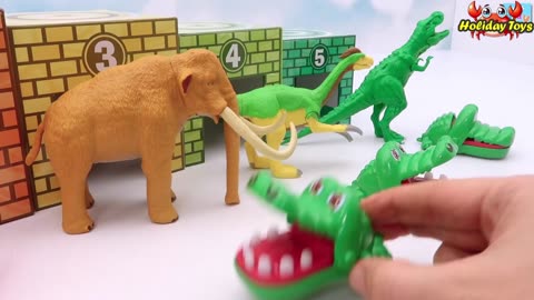 Green Magic Box Contains an Egg and Then Turns into Car