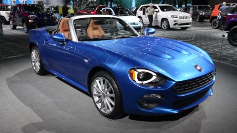 2017 Fiat 124 Spider - 2016 NAIAS Walkaround