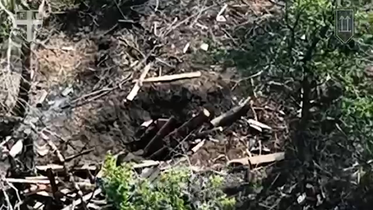 π€πΊπ¦ For the first time in history, ground robots captured Russians after clearing