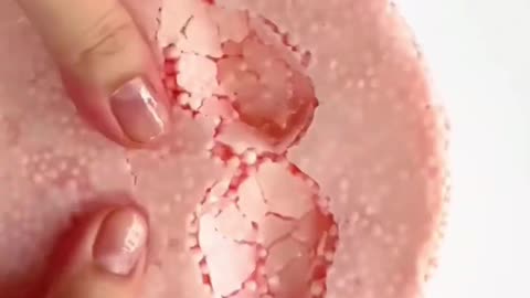 Crack, slice, and chill—pure wax therapy 🔥🧊