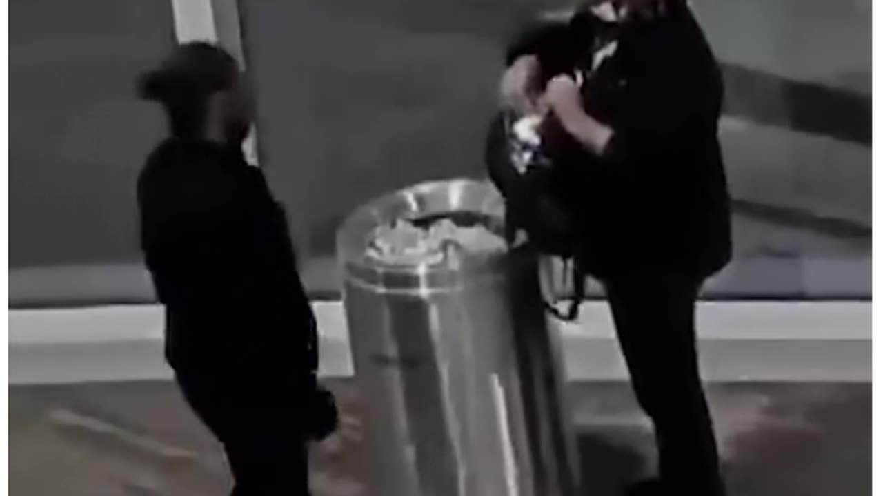 LAX