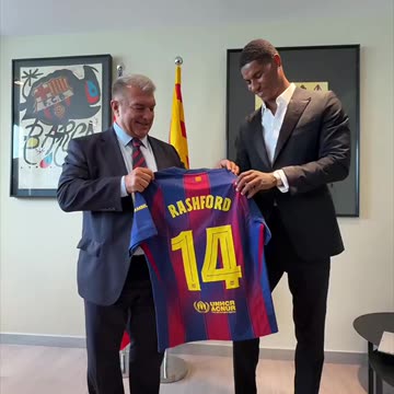 The new number 14 for Barcelona: Marcus Rashford.