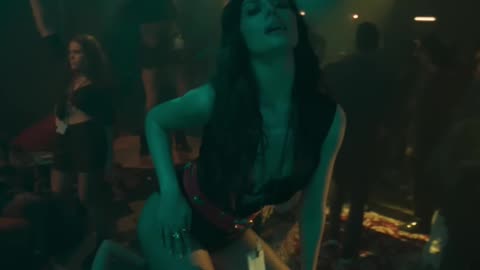 Ishq Ka Bukhaar 🔥 Elnaaz Norouzi | Hot Dance | Ai Music Tune #shorts