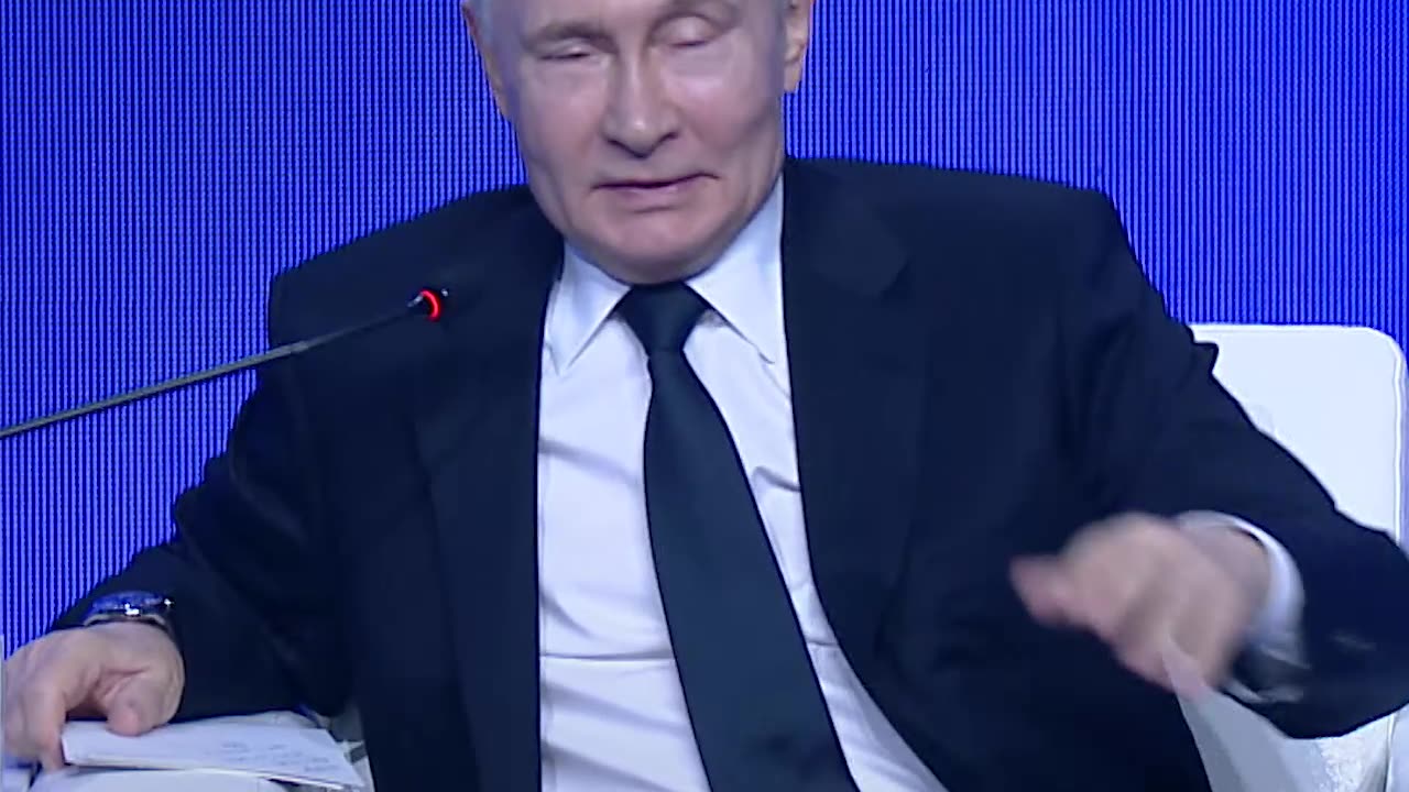 Putin agradece al público por celebrar el Día de la Victoria