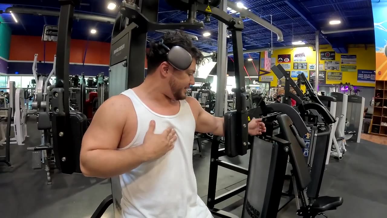 ADAM: HOW TO DO PEC DECK FLIES, BUILDING A BIG CHEST USING GREAT FORM