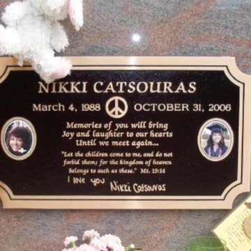 FAMOUS GRAVES - VOL. 103: NIKKI CATSOURAS