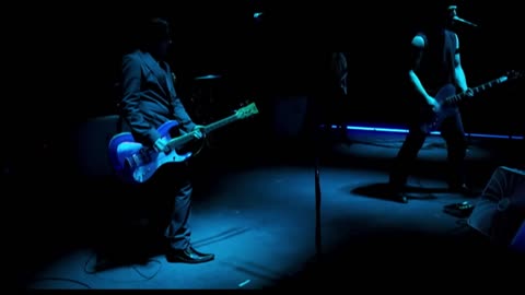 Queens Of The Stone Age - Little Sister