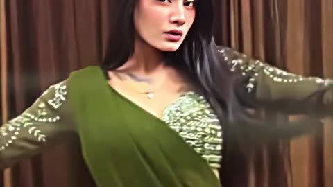 HOT YOUTUBER