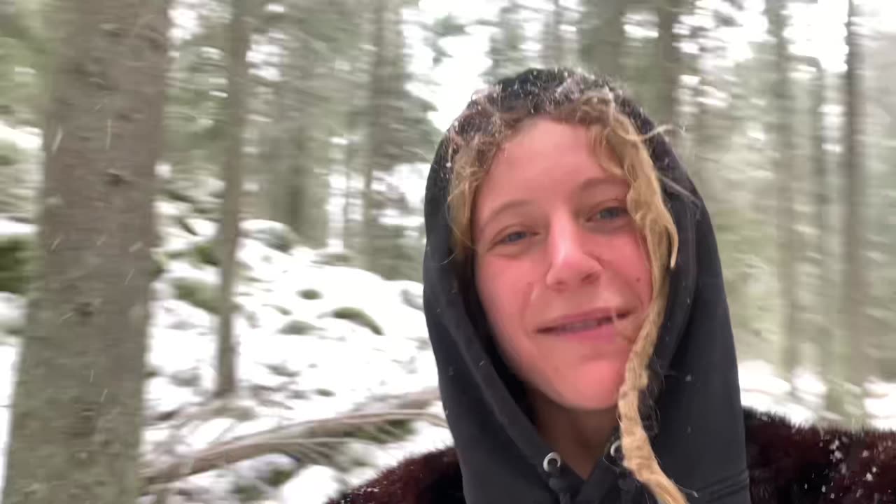 It’s snowing again today :’)