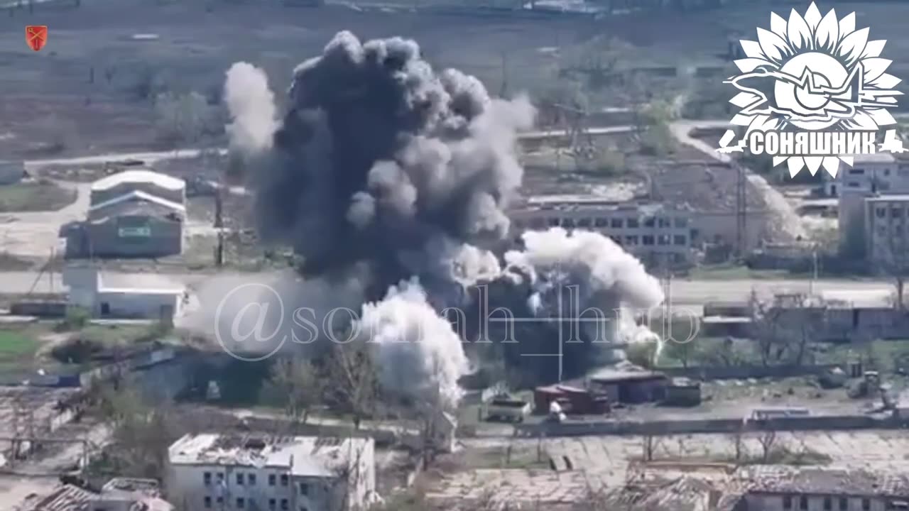 Ukrainian Mig-29 Dropping AASM-250 Guided Bombs on Russian Infantry
