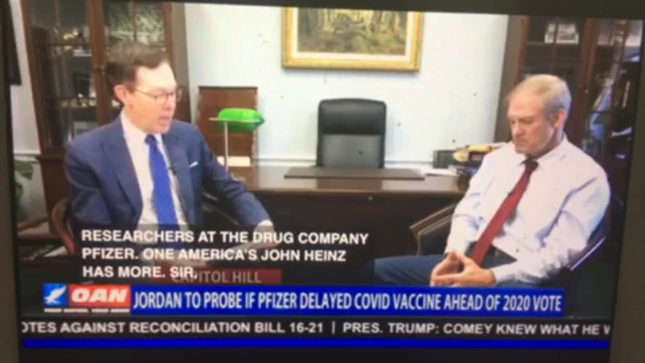 WMAL 105.9 stream AppStore Friday 05/16/25 $400 million AF 1 politics in aircraft transportation