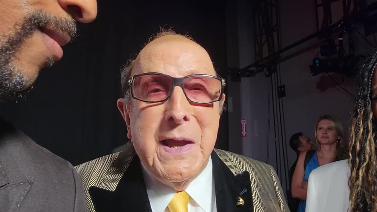 Clive Davis