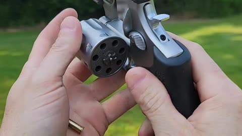 Taurus Tracker 22lr Revolver