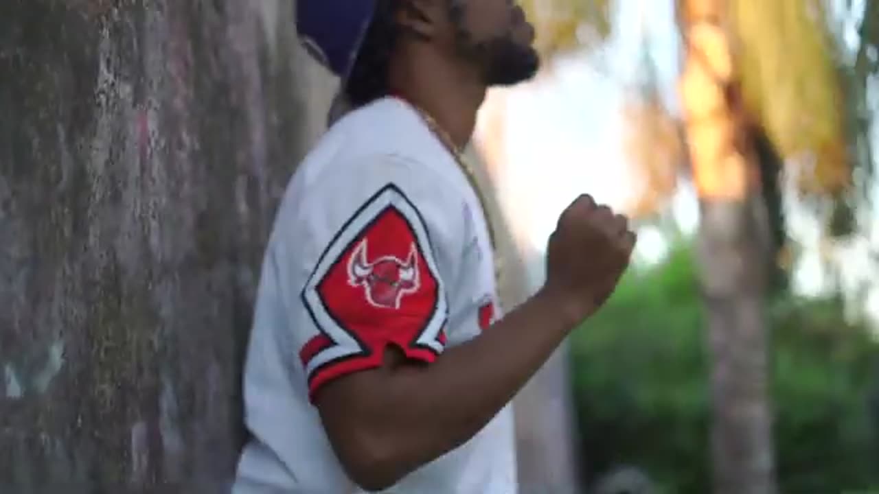 Curren$y & Harry Fraud - Pounds of Paper (OFFICIAL VIDEO)