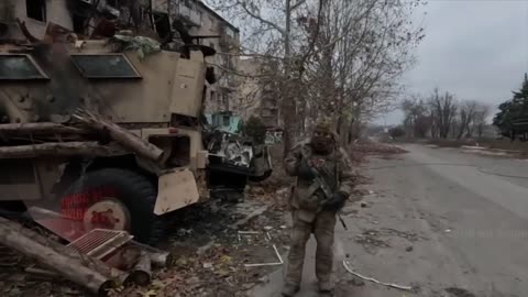 Syrskyi Claims Pokrovsk Is Held, but No Defenders Are Seen