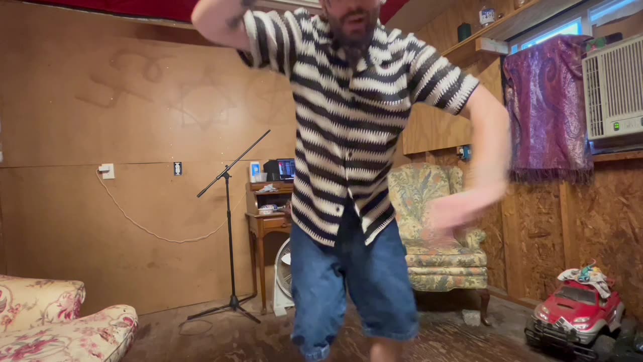 Ep. 550 "Crew" by Batman