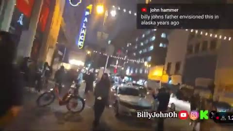 Looters stealing sneakers in Los Angeles as usual