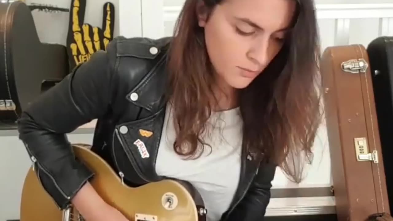 Laura Cox