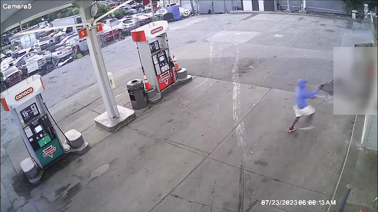 Philly Armed Robber Shoots Gas Station Attendant