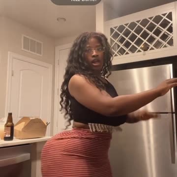 MEAT EATER IN THE KITCHEN.