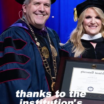 Trisha Yearwood Receives Honorary Doctorate & Announces New Album 'The Mirror' - WorldEye