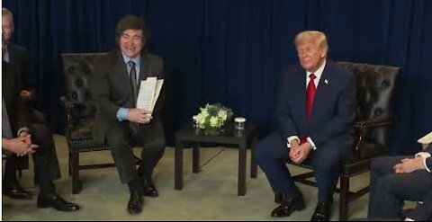 Trump has a Pull-Aside with the President of the Argentine Republic
