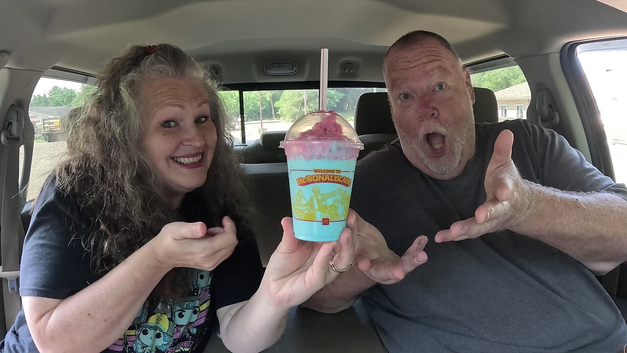 The McDonald's Mt. McDonaldland Shake! Good Or Garbage? We Can Tell You!