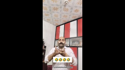 कभी कभी घी टेढ़ी उंगली से निकालना चाहिए 🤣