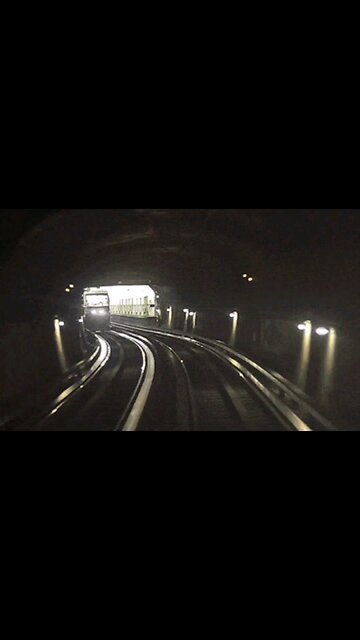 DON'T MISS YOUR TRAIN - ARTILLERY LOVE (2005 THROWBACK) BUSTA RHYMES TOUCH IT INSTRUMENTAL