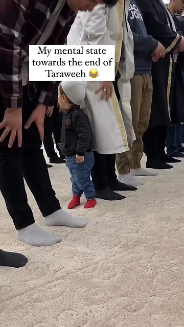 Little child praying