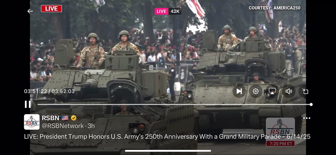 Military Parade : Enter Sandman