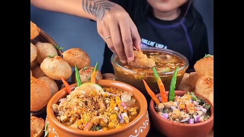 FOOD LOVER