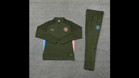 👉🏻⚽️2024/25 Manchester City Adult/Kid Green Long Sleeve Tracksuit