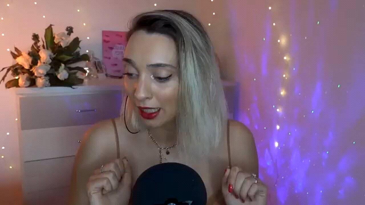 SUSSURRI INTENSI E NUOVI ACQUISTI | ASMR