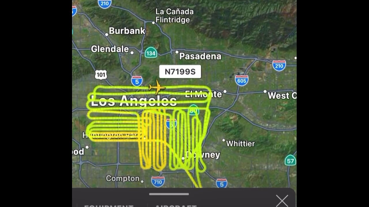 1 Min Long Chemtrail - FlightRadar24.com - Video Showing Clear Spray Patterns - California