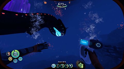 Trying to scan a Shadow leviathan isn’t easy (Subnautica: Below Zero)