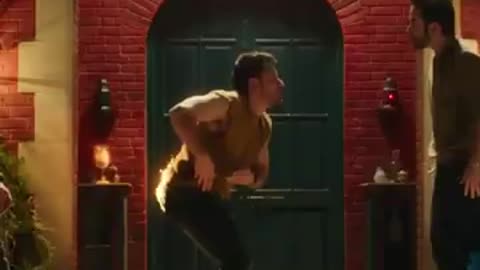 Lucky bola || Golmaal again