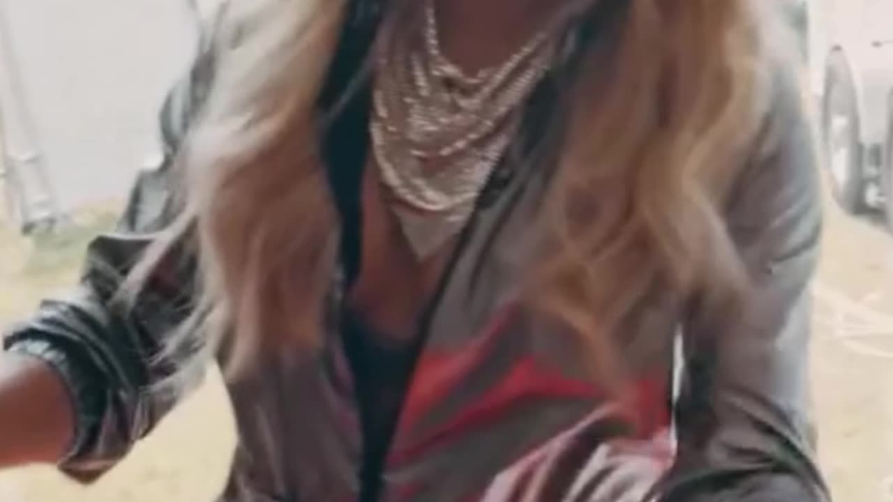 Carrie Underwood Is Back for 13th Year of Sunday Night Football Intro