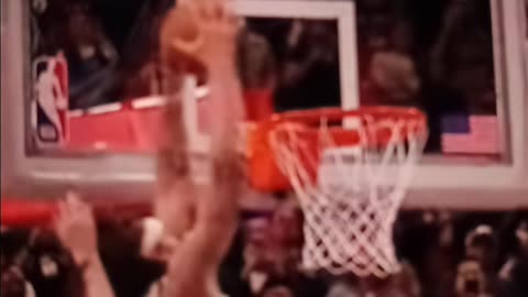 Absolutely wild....nuggets win by game winning dunk