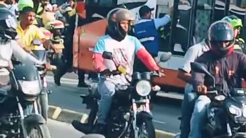 Es falso que hayan secuestrado bus de Transcaribe