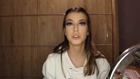 CUT CREASE MADE EASY - SOFT GLAM - MAKEUP TUTORIAL